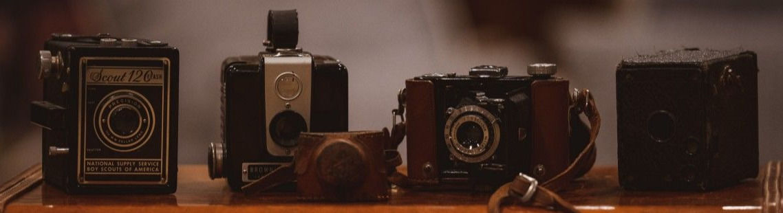 Miguel Angel Poyatos - analog-analogue-antique-aperture-assorted-brown-camera-classic-1565339-jpg-d.jpg